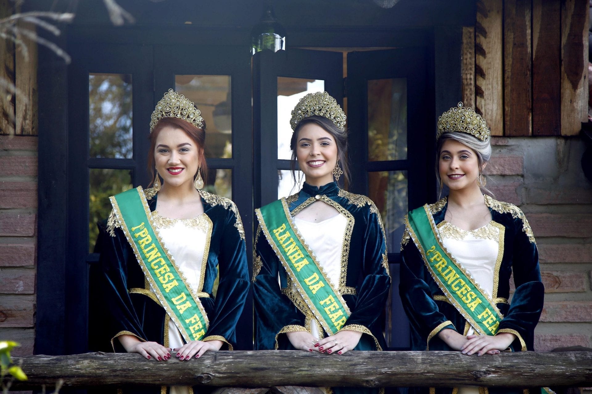 Abertas as inscrições para concurso que vai eleger a nova rainha e as princesas da Fearg 2020