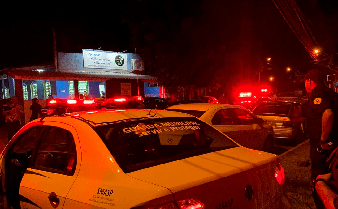 Fiscalização em Gravataí interdita culto que acontecia em igreja evangélica