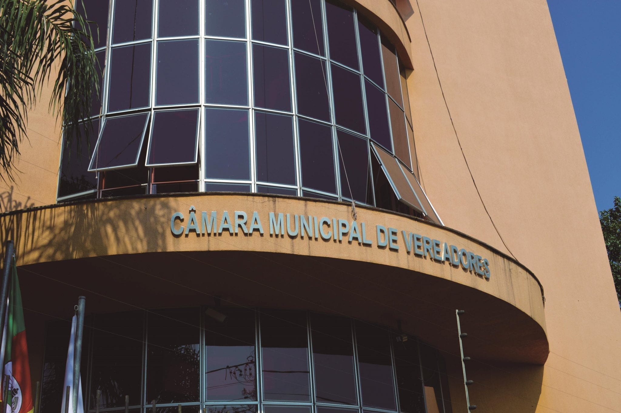 Aprovado na Câmara projeto que reduz pela metade a multa a microempreendedores em Gravataí