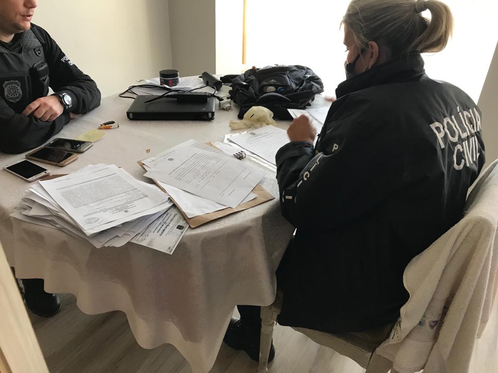 MP oferece denúncia contra 17 pessoas em esquema de liberação de presos com atestados falsos