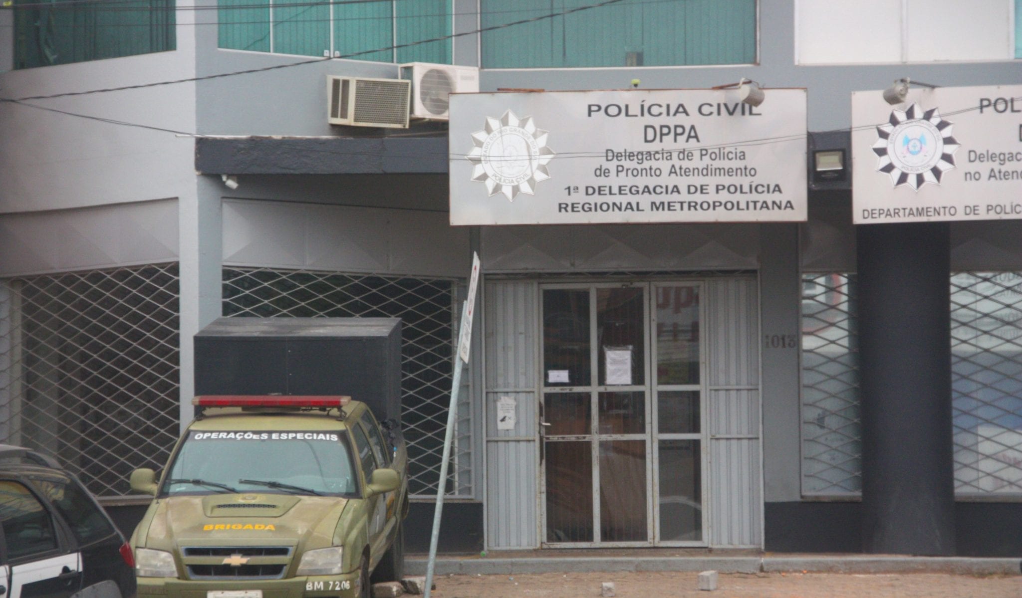 Teste de preso com sintomas de Covid em delegacia de Gravataí dá negativo