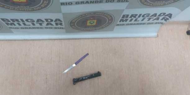 Roubou com faca de serrinha e foi preso em Gravataí