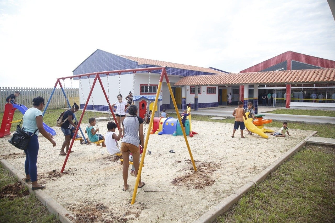 Mesmo com bandeira preta, governo do RS autoriza aulas presenciais na Educação Infantil