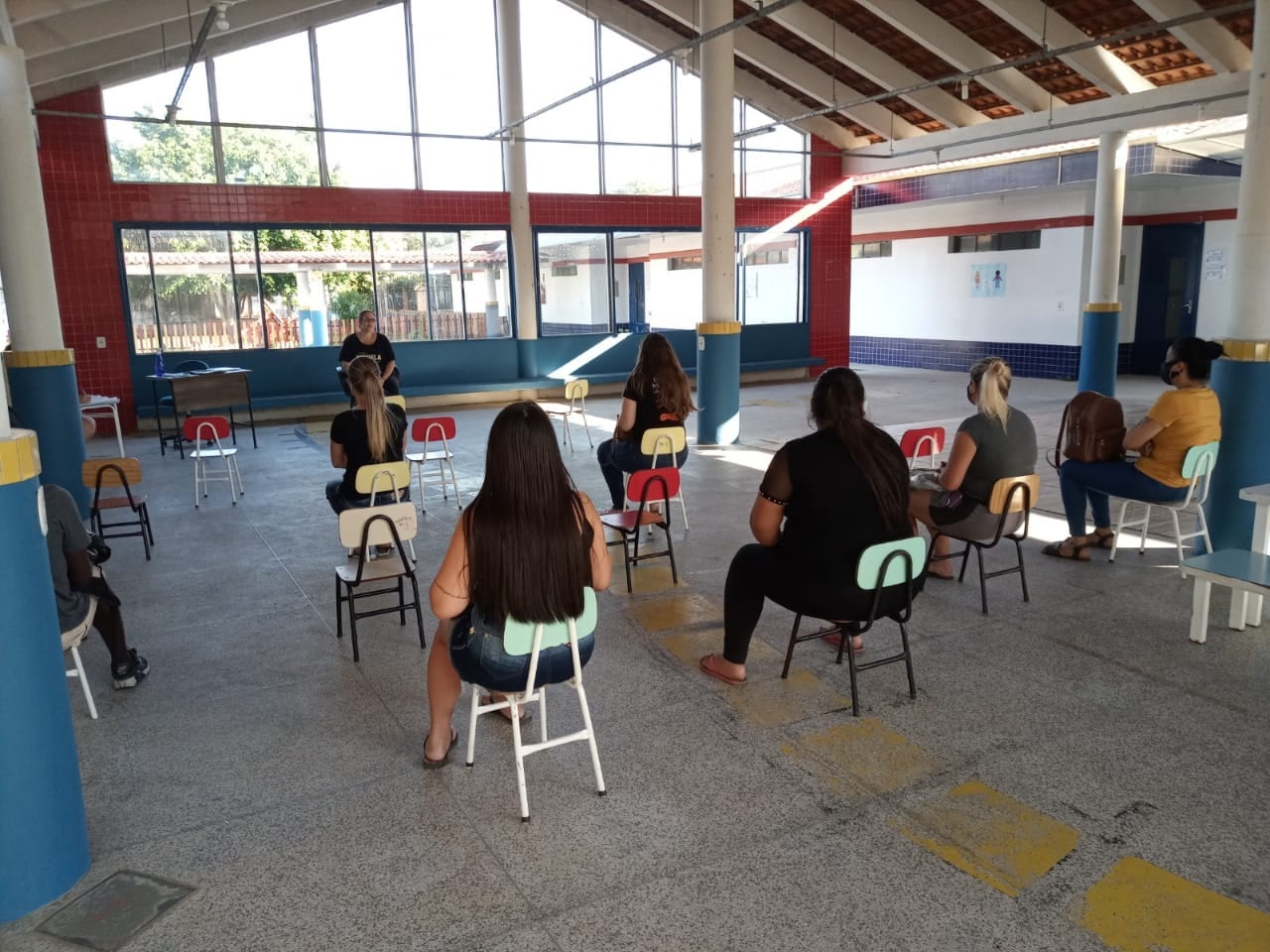 Cachoeirinha inicia ano letivo de forma híbrida