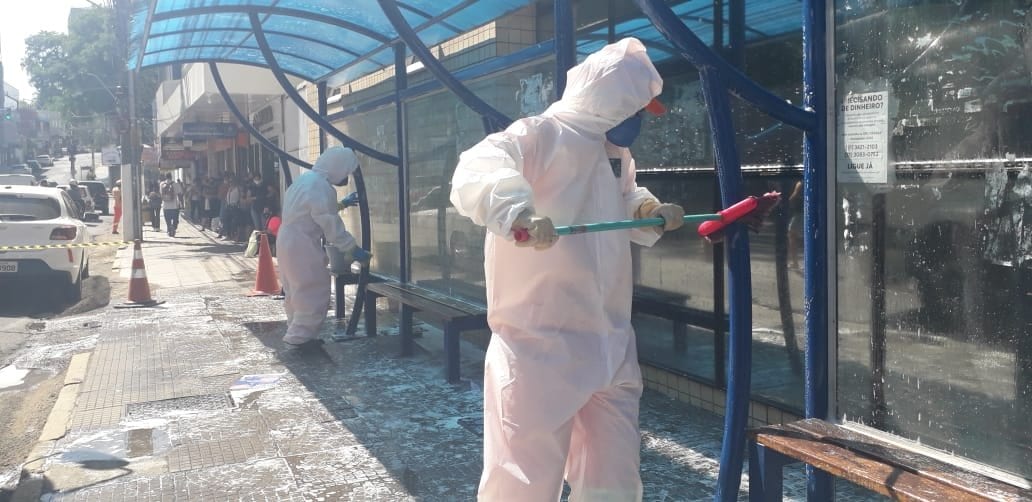 Prefeitura retoma sanitização das paradas de ônibus em Gravataí