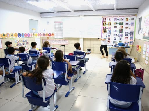 Juíza suspende aulas presenciais em escolas públicas e privadas em todo o RS
