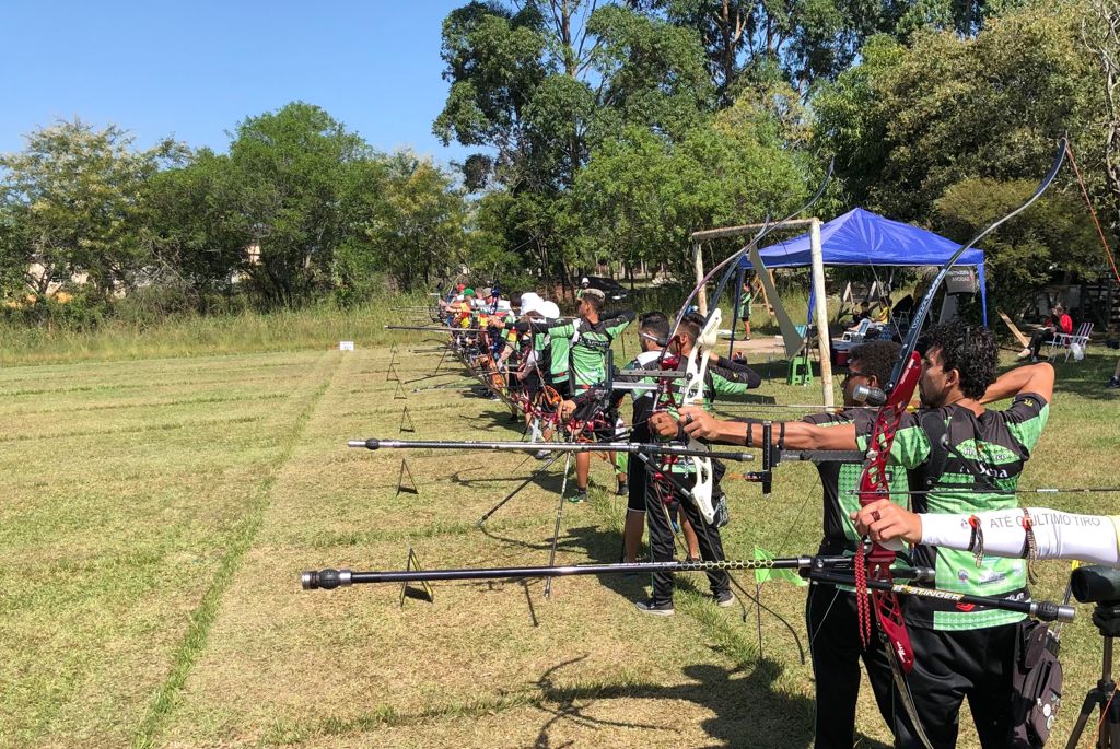 Tiro com arco, meditação, xadrez, entre outros projetos para o contraturno escolar têm vagas em Cachoeirinha