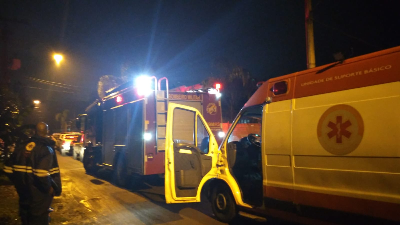 Brigada Militar apreende veículo que carregava 30 bananas de dinamite em Gravataí