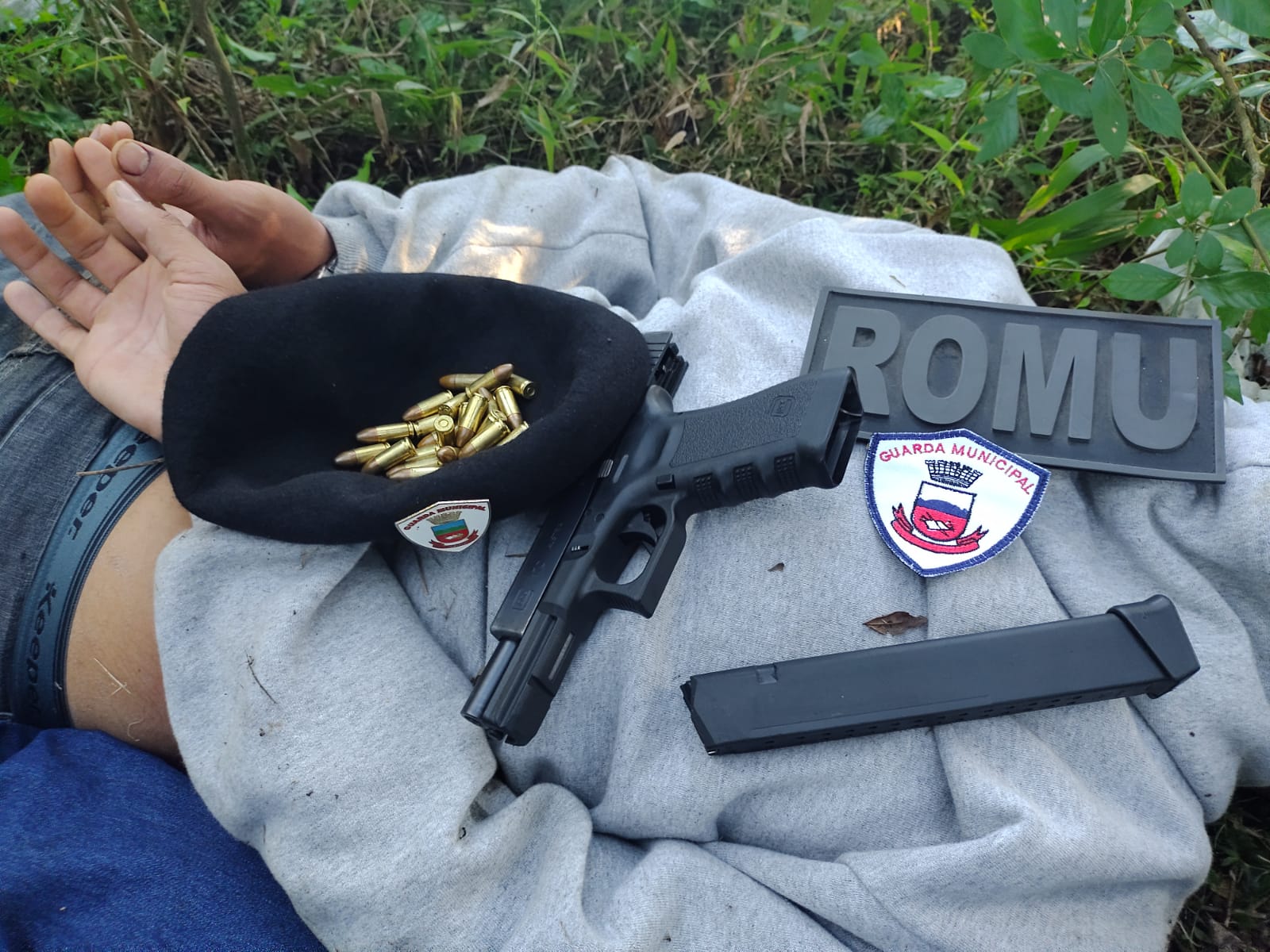 Presos com arma em Gravataí, jovens atiraram em via pública para entrar no crime