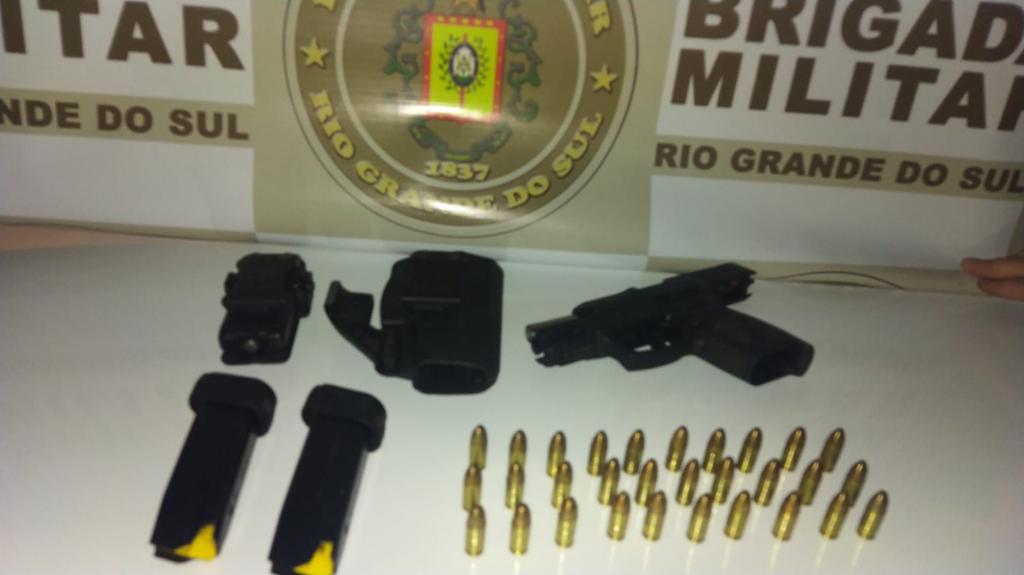 Véspera de Natal em Gravataí teve prisão por porte ilegal e foragido recapturado