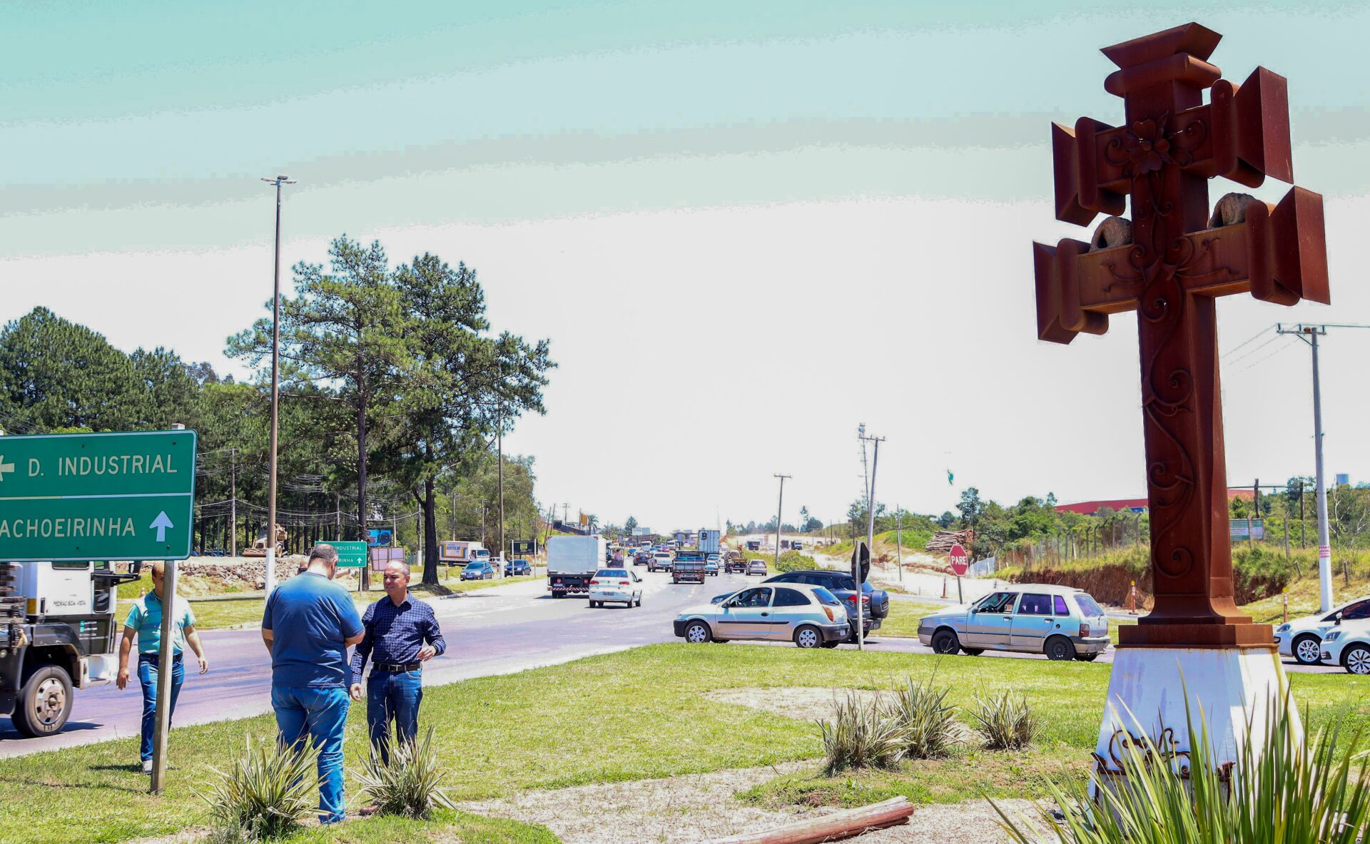 Cruz Missioneira e letreiro de Gravataí serão retirados para obras de viaduto