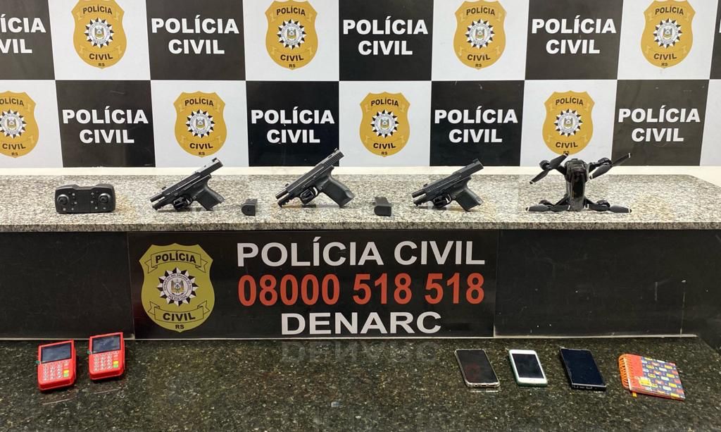 Mulher de 50 anos é presa com pistolas que seriam negociadas em Gravataí