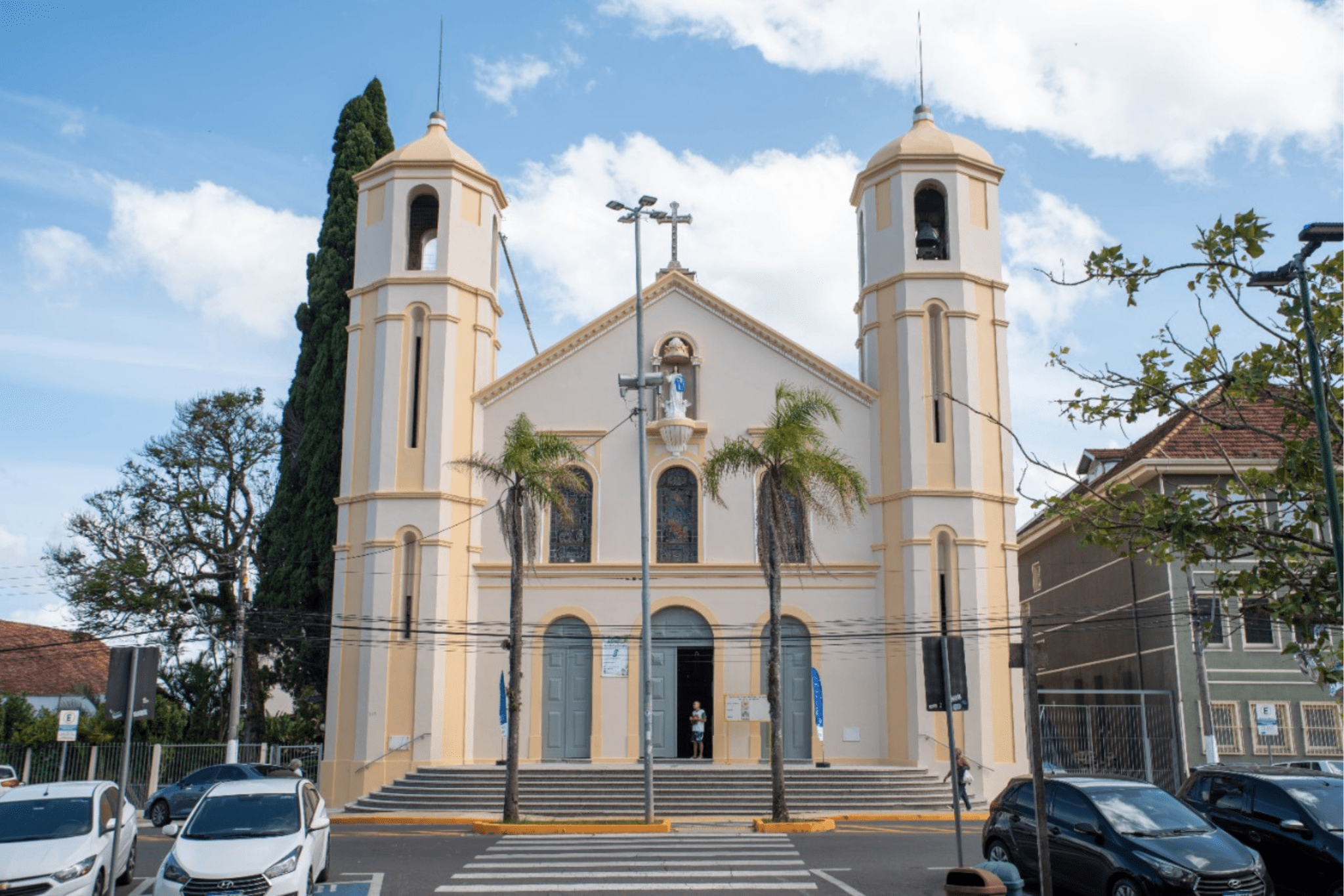 Igreja Matriz de Gravataí realiza programação especial de Páscoa