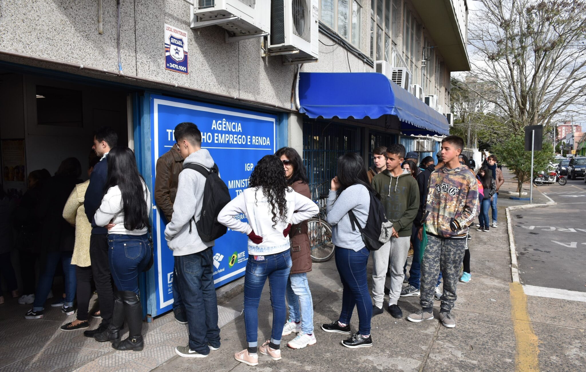 Sine de Cachoeirinha realiza ação alusiva à Semana do Migrante no RS