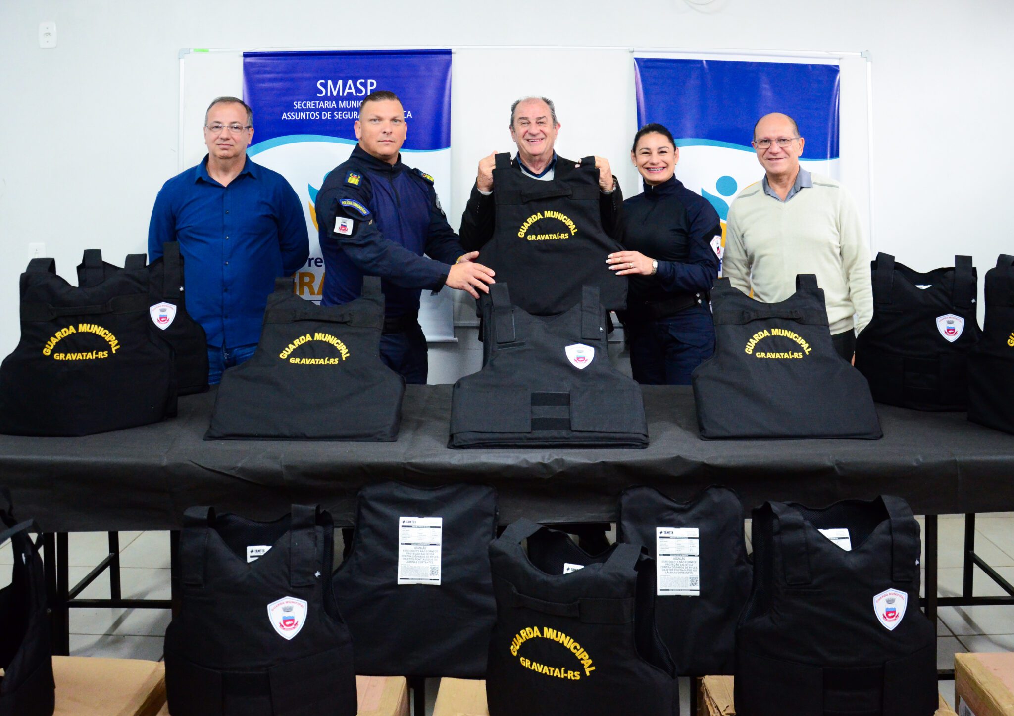 Guarda Municipal de Gravataí recebe 200 novos coletes balísticos