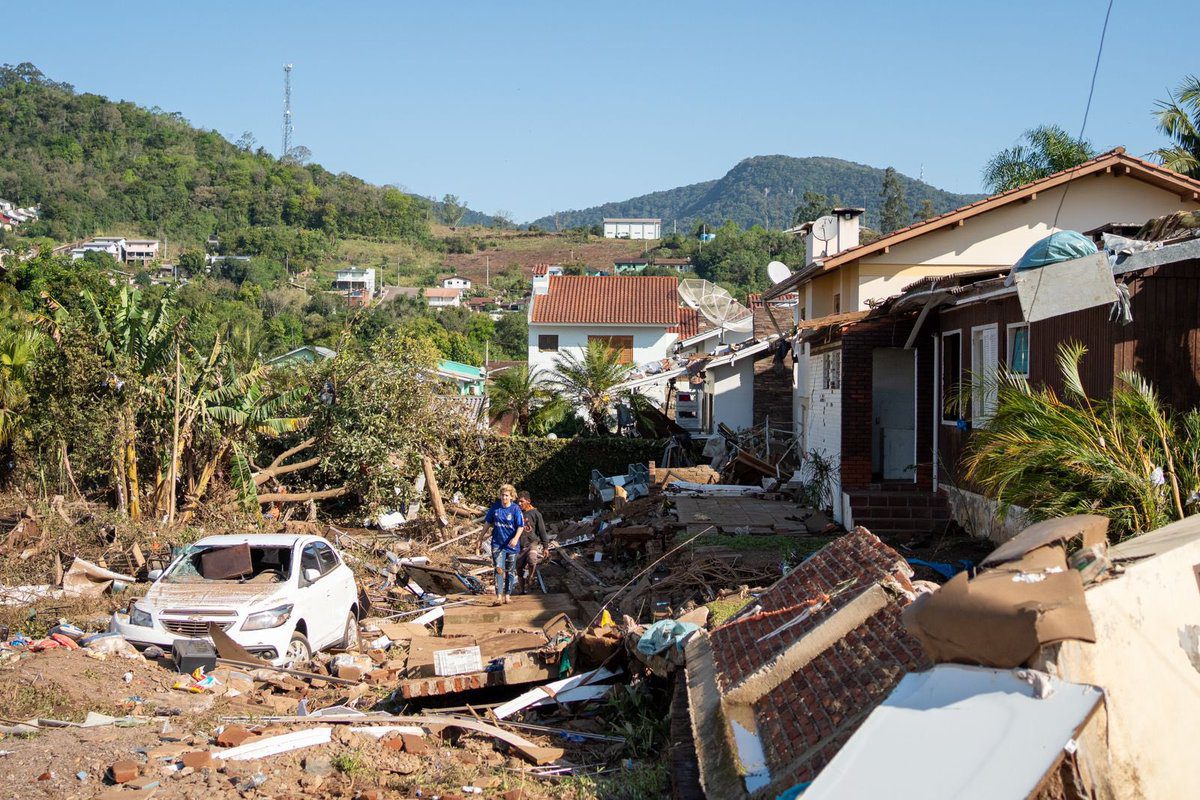 Sobe para 41 o número de mortos em decorrência de enchente no RS