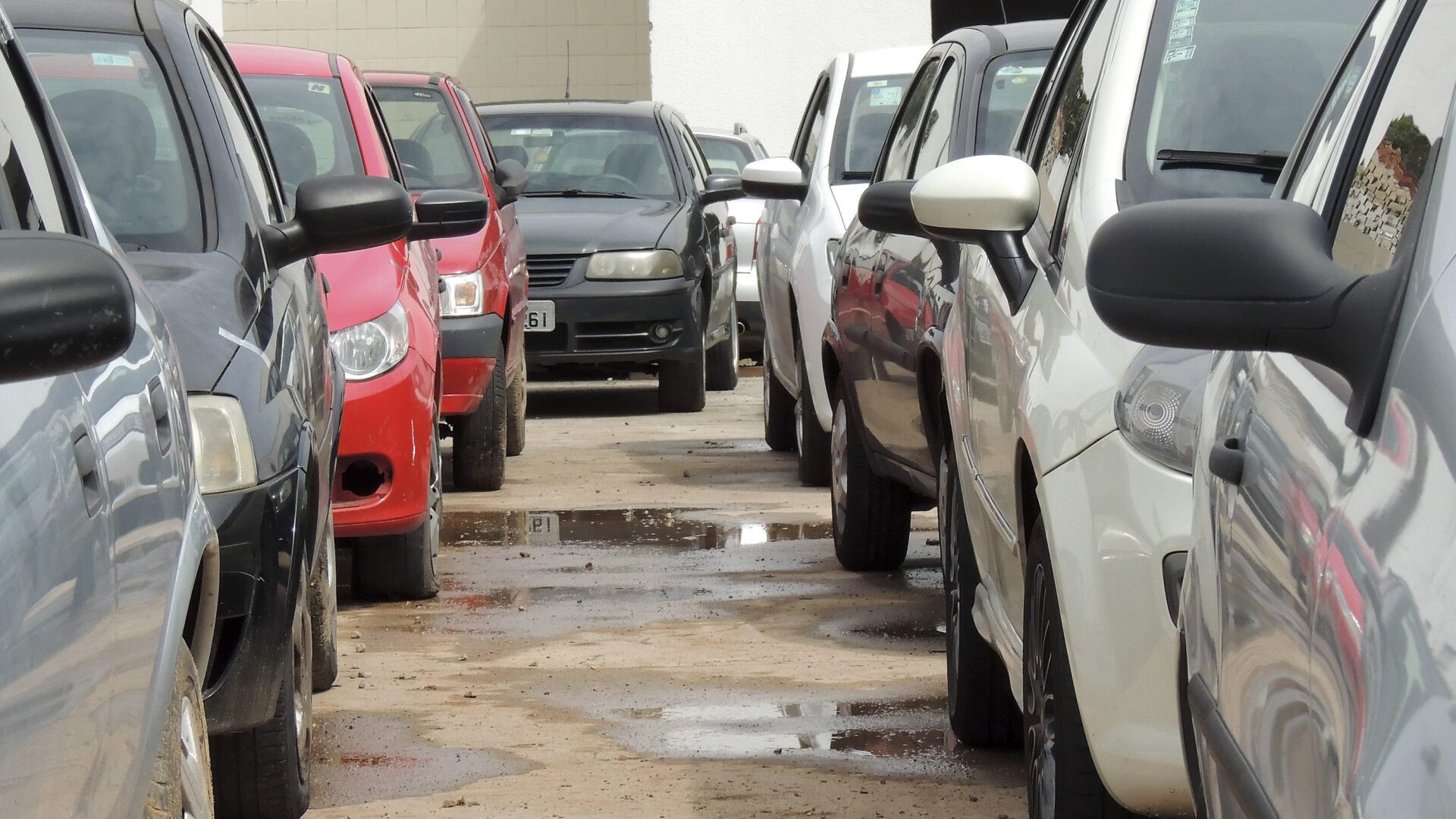 Detran vai leiloar 165 veículos em Gravataí e Cachoeirinha; saiba como participar