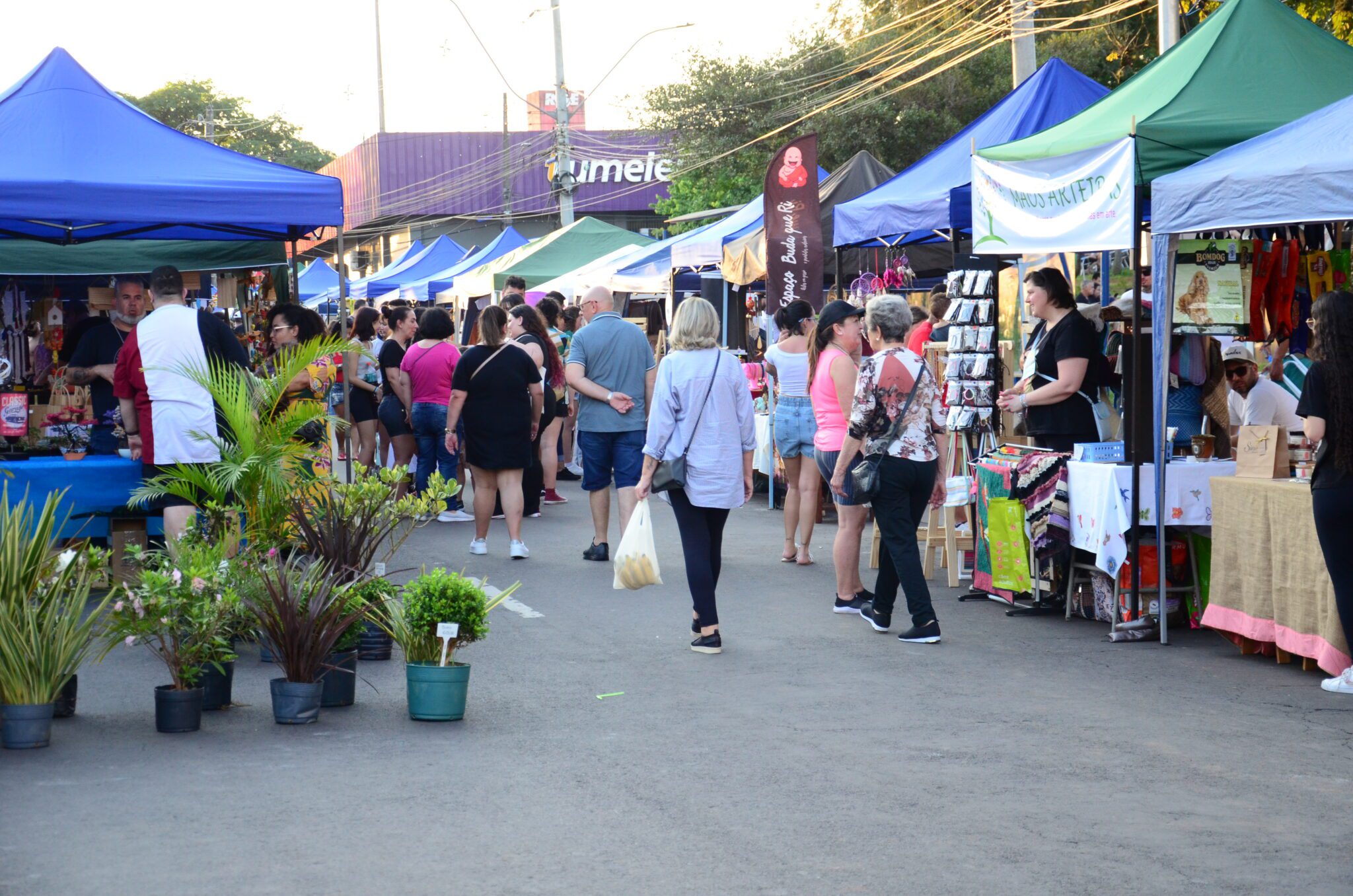Natal Encantado das Moradas incluirá shows e edição especial do Rua Aberta no domingo