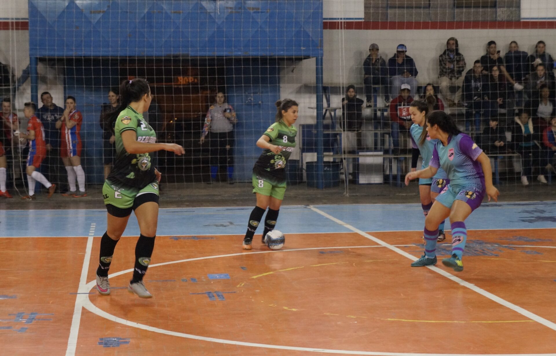 AGEC Gravataí realiza aula inaugural de escolinha de futsal na próxima semana