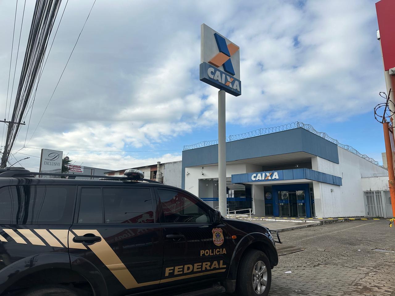 Criminosos invadem agência bancária em Gravataí e acessam cofre