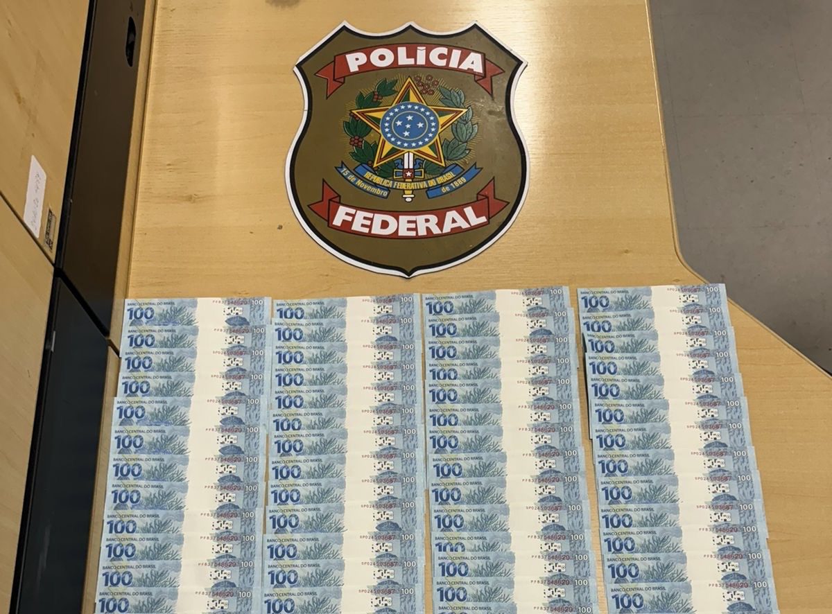 Polícia Federal intercepta em Gravataí entrega de R$ 10 mil em notas falsas