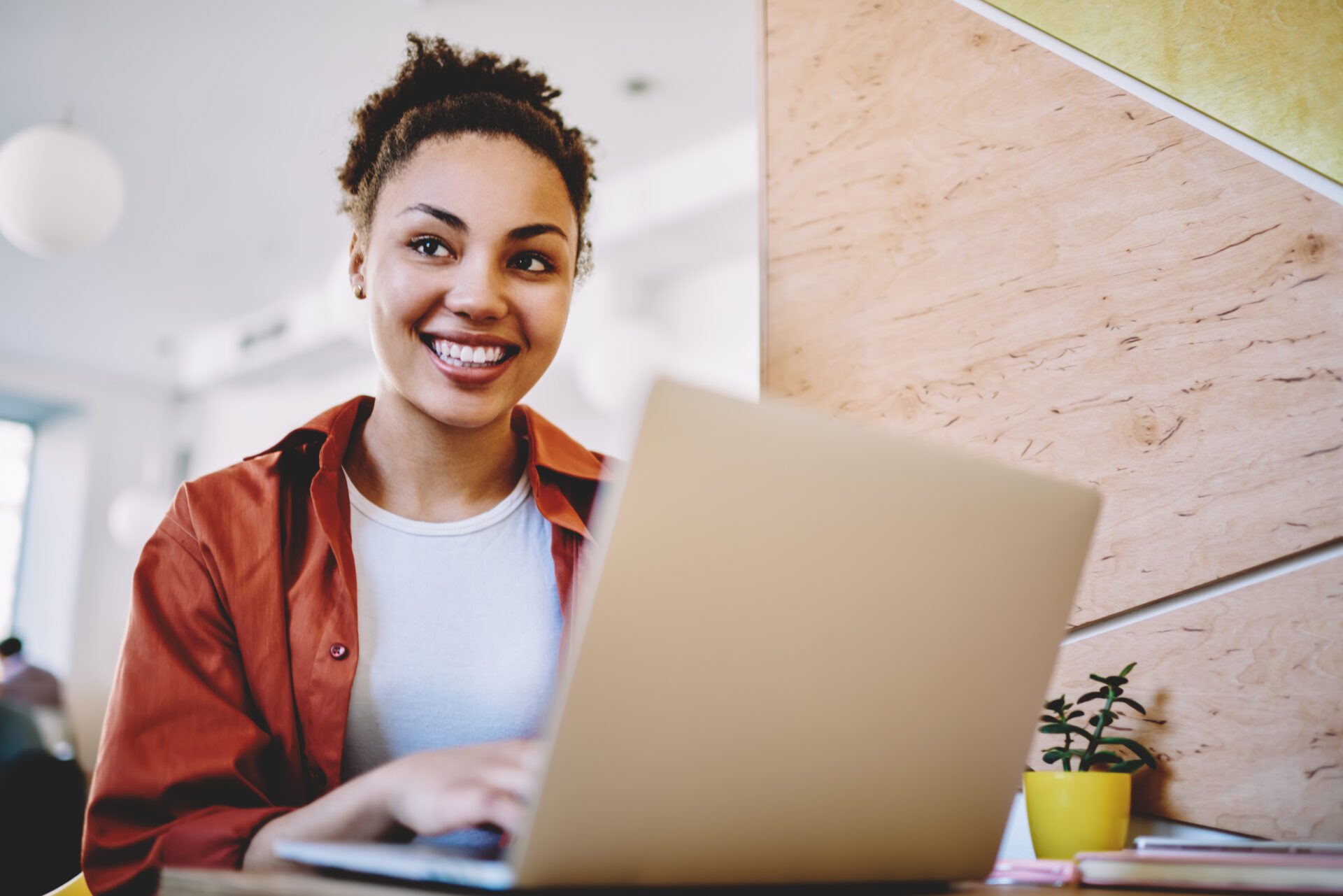 Sesc Gravataí tem vagas para EAD EJA; inscrições começam na segunda-feira