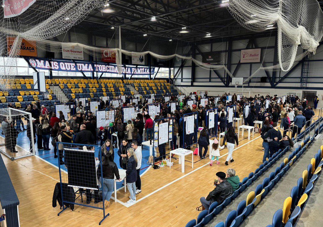 Da curiosidade ao conhecimento, da teoria à prática; escola de Gravataí realiza Mostra de Ciência e Inovação