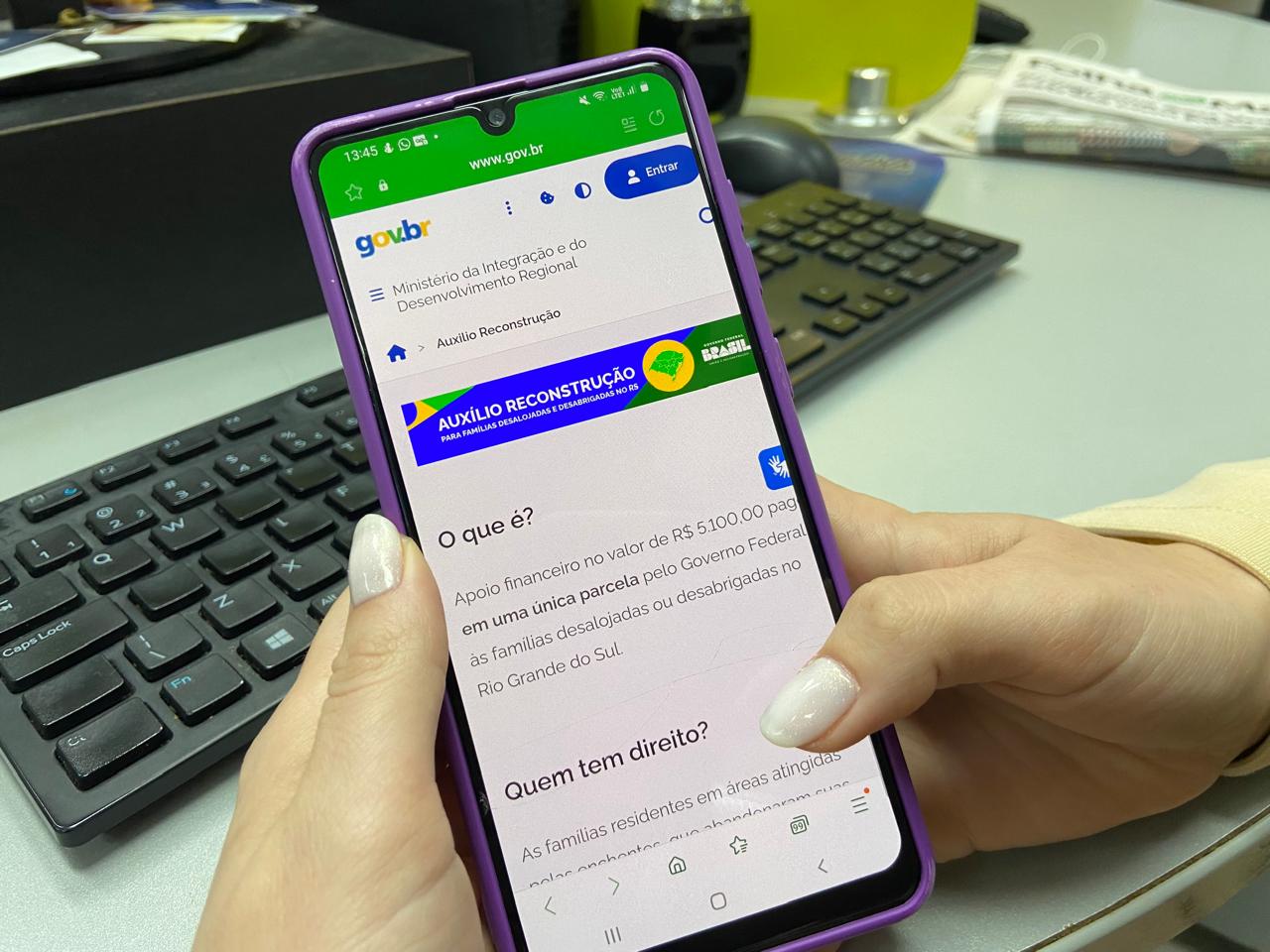 Governo divulga lista de pessoas que receberam Auxílio Reconstrução no RS