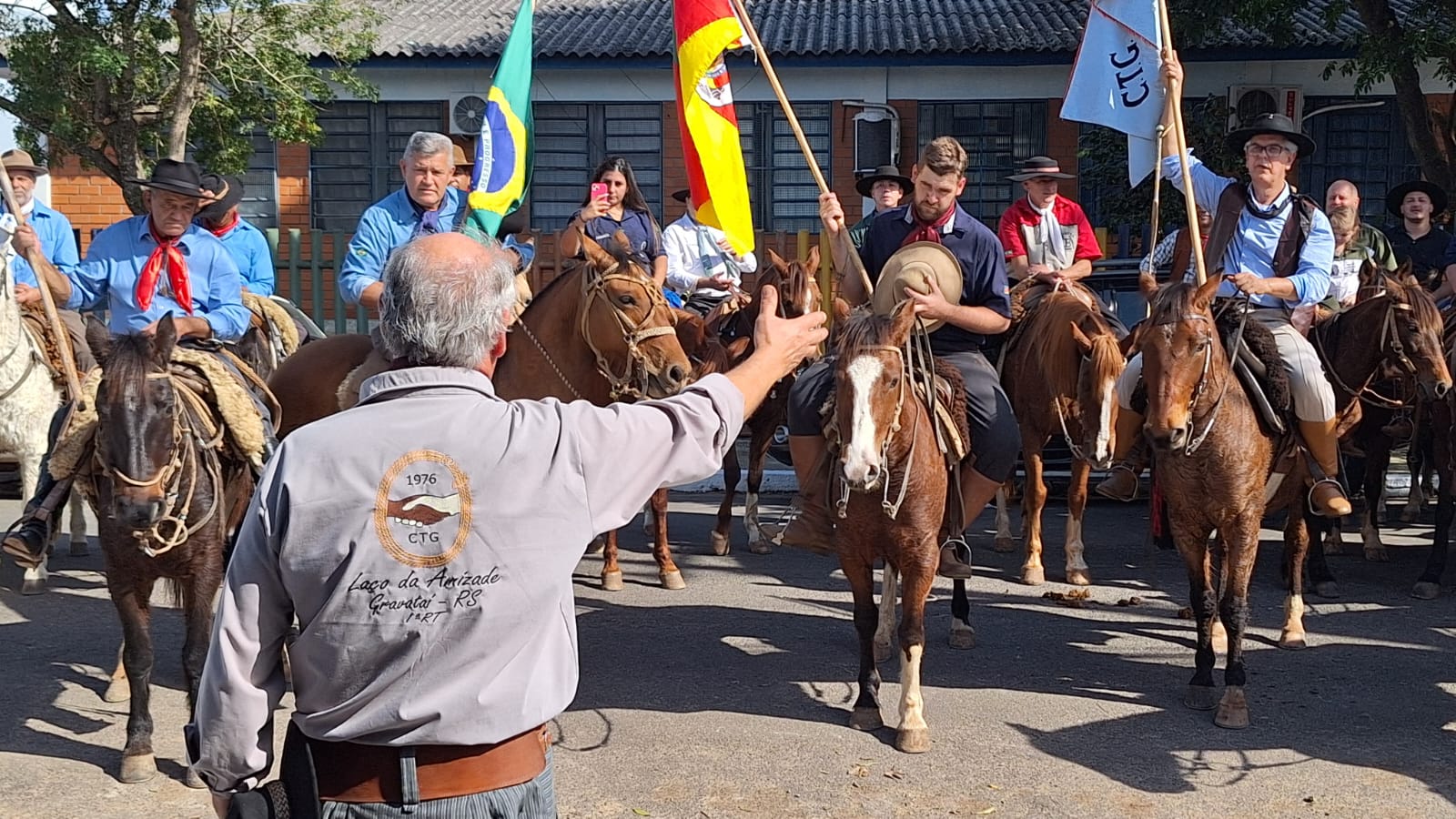 No Dia do Amigo, CTG promove cavalgada e confraternização em Gravataí