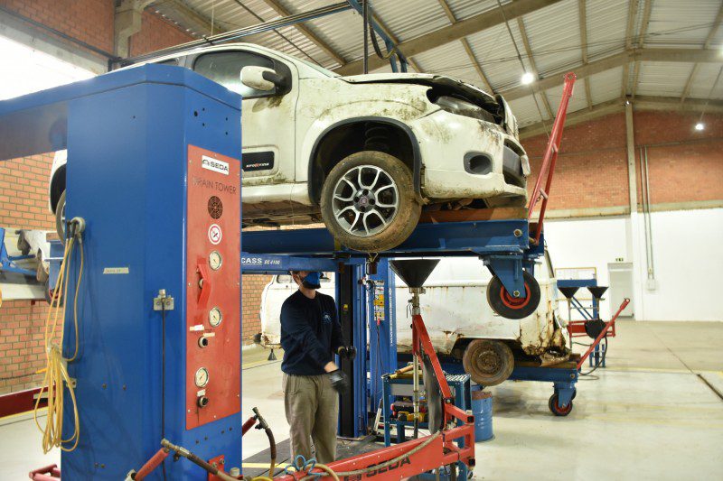 Com estação de reciclagem em Cachoeirinha, DetranRS busca reaproveitar 100% da sucata veicular