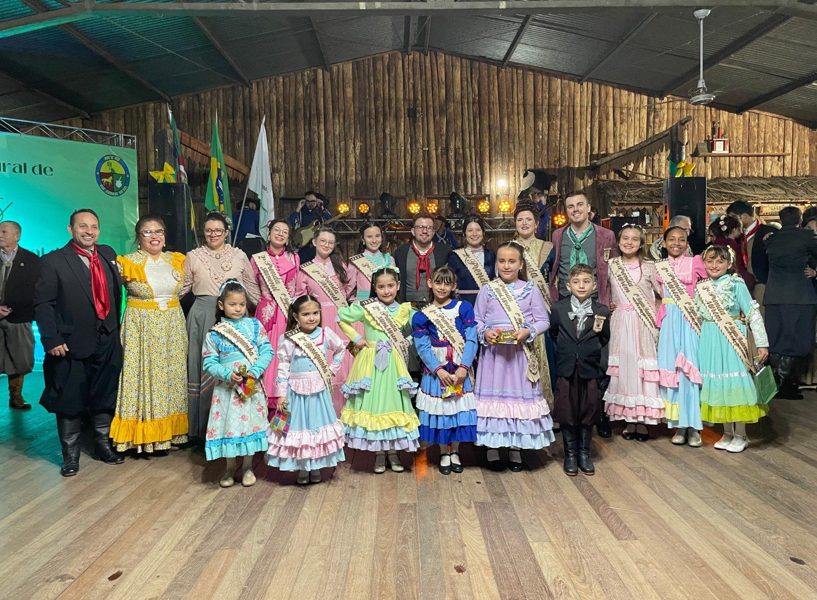 CTGs de Gravataí e Cachoeirinha se destacam em concurso de prendas e peões da região