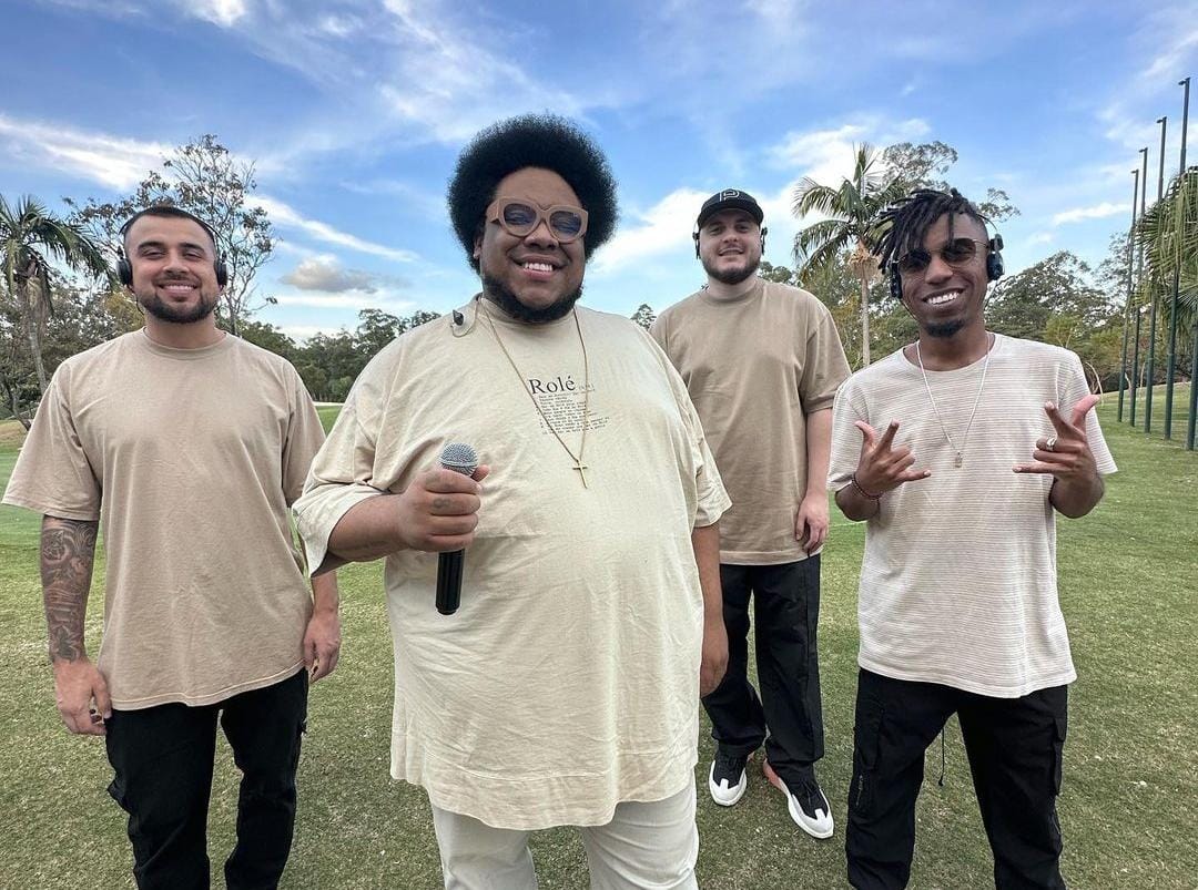 Grupo do Bola comemora 15 anos com show ao lado de outros artistas em Gravataí