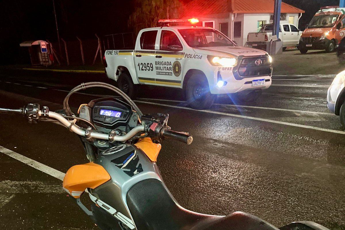 Moto roubada em Gravataí é recuperada na Serra; um homem foi preso