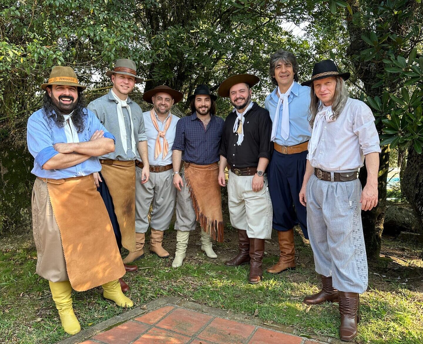 Em jantar baile ao som do Grupo Cordiona, CTG de Gravataí festeja 52 anos; os ingressos estão à venda