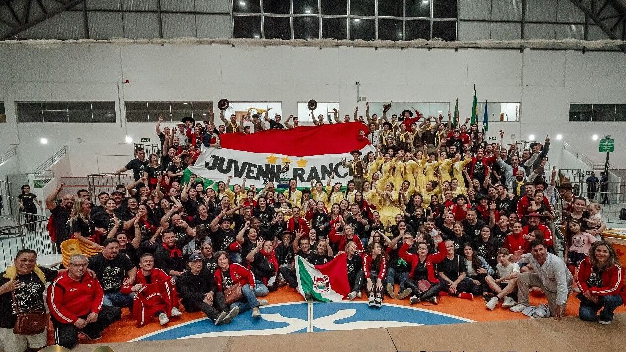 CTG de Cachoeirinha vence concurso de dança e se torna tetracampeão no Juvenart