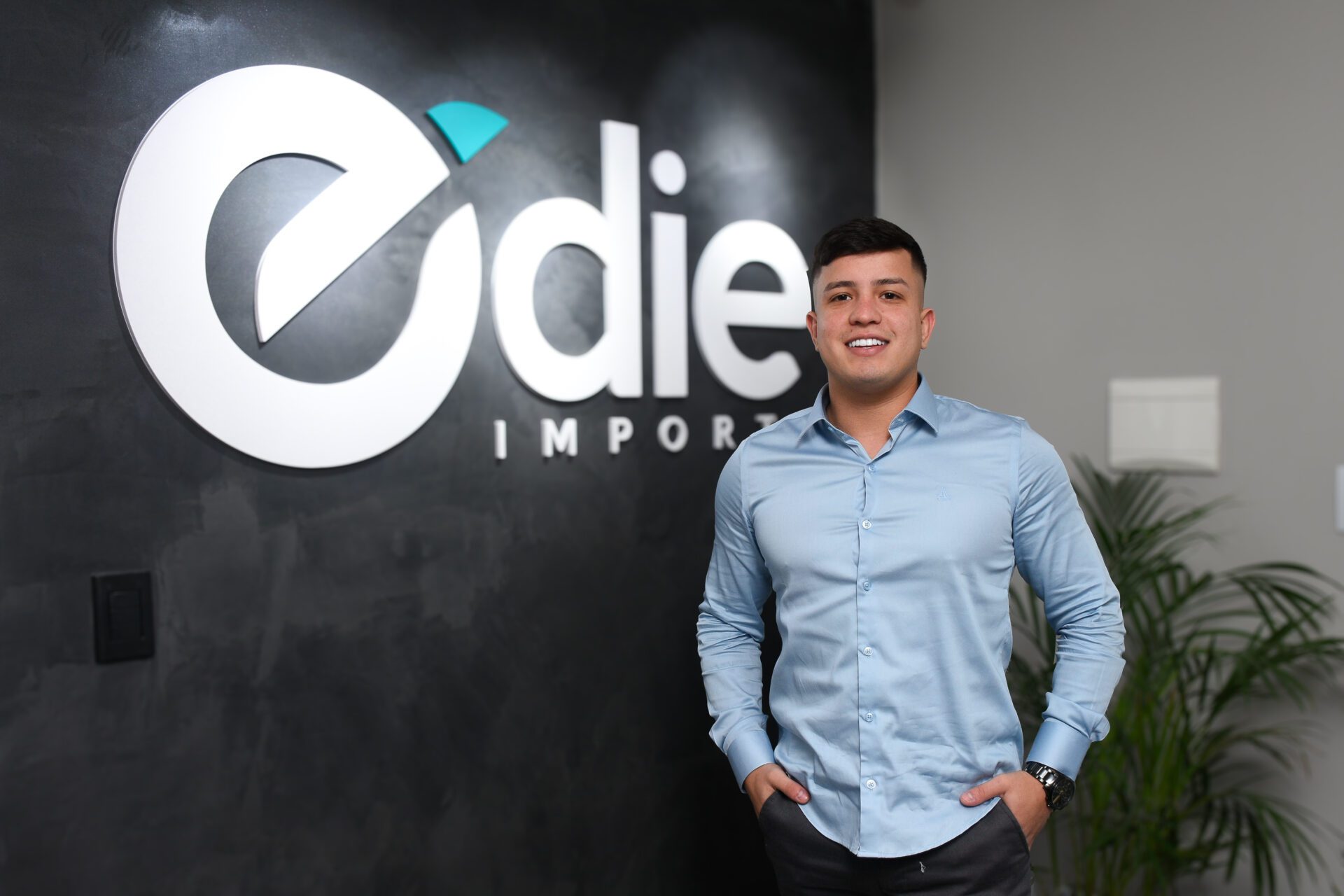 Um ano após abertura de showroom em Gravataí, Edie Imports projeta expansão no RS