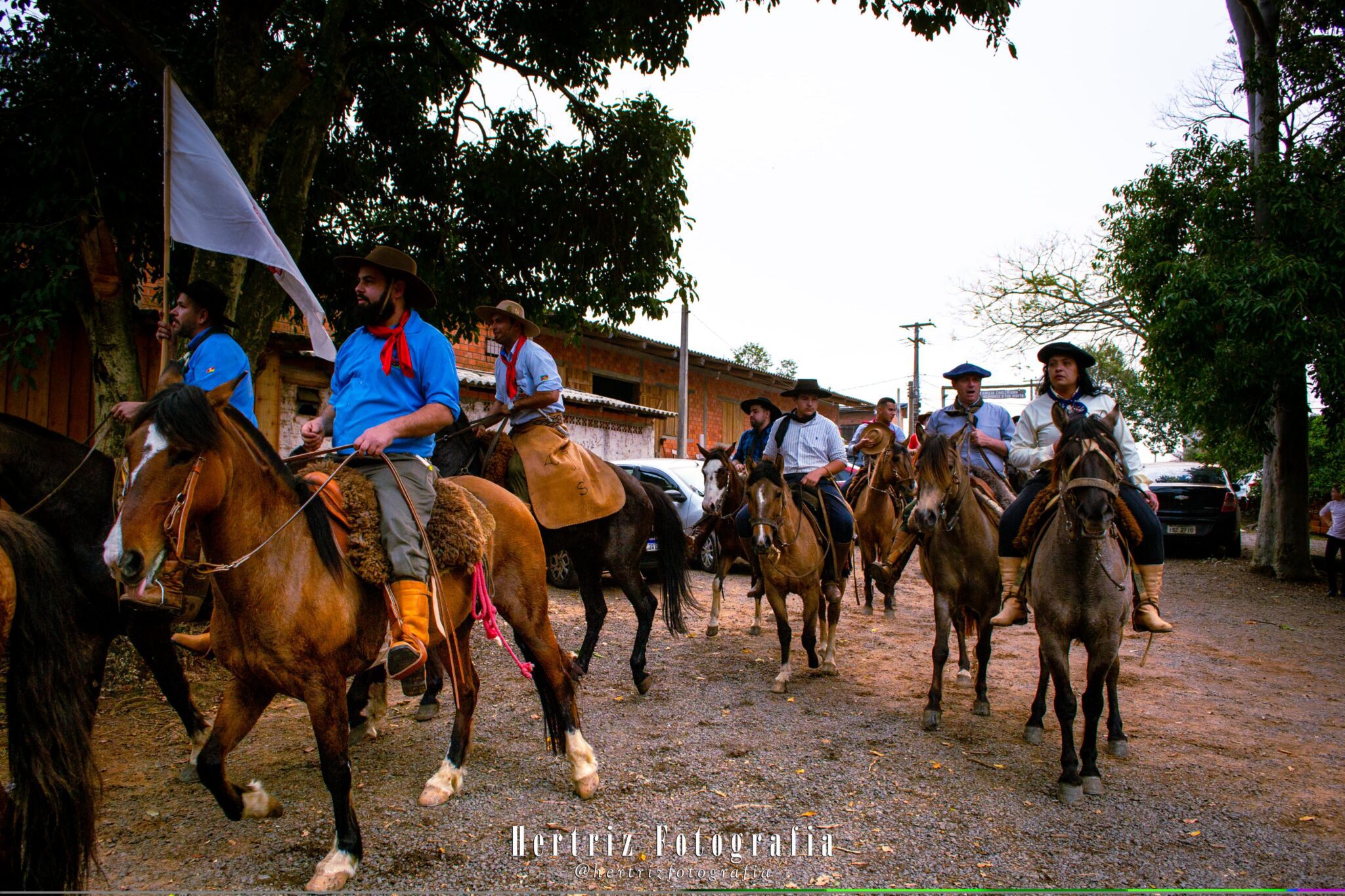 Para arrecadar alimentos, CTG Chaleira Preta promove tradicional Cavalgada do Bem em Gravataí