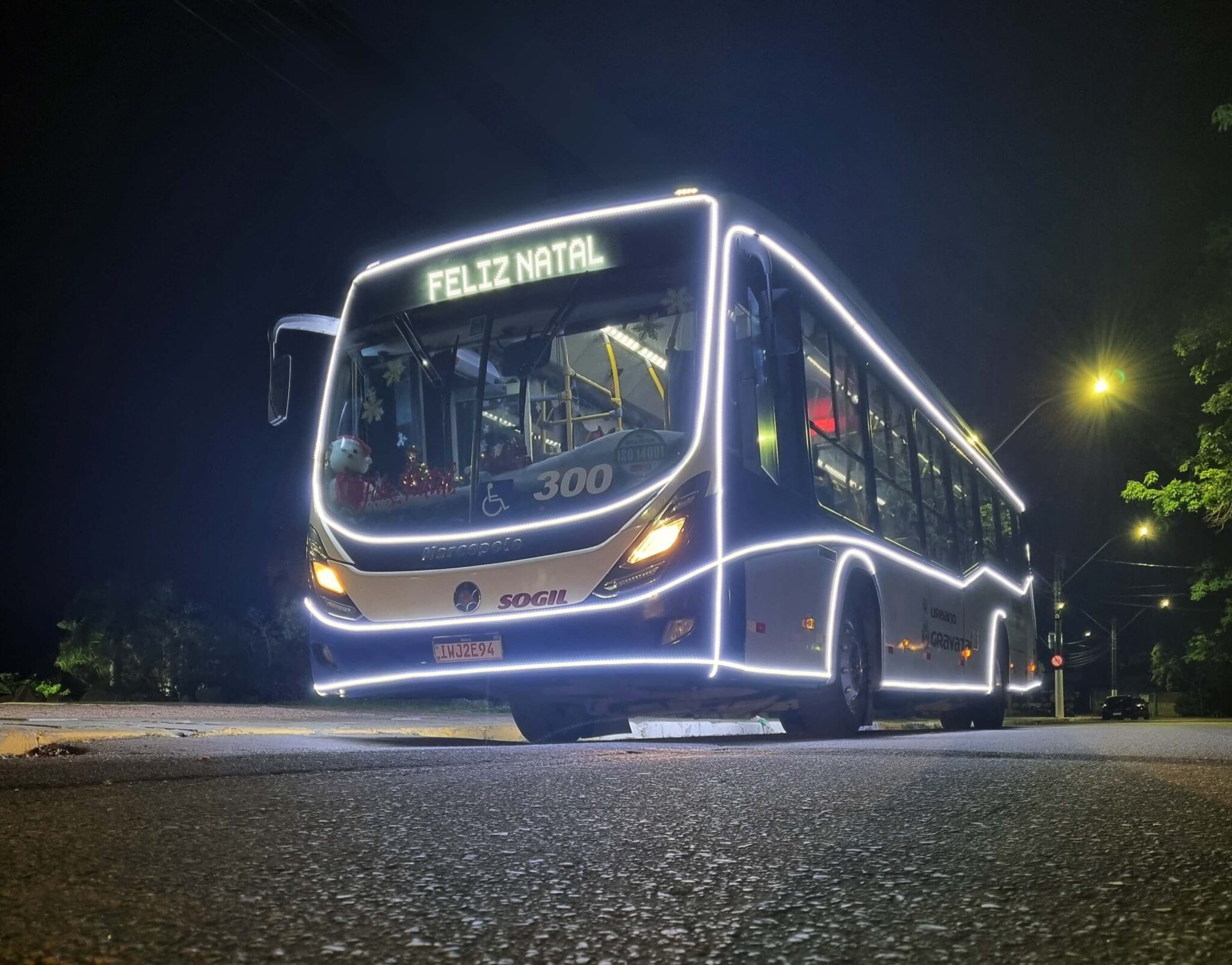 Tradicional ônibus iluminado da Sogil começa a circular em Gravataí nesta sexta