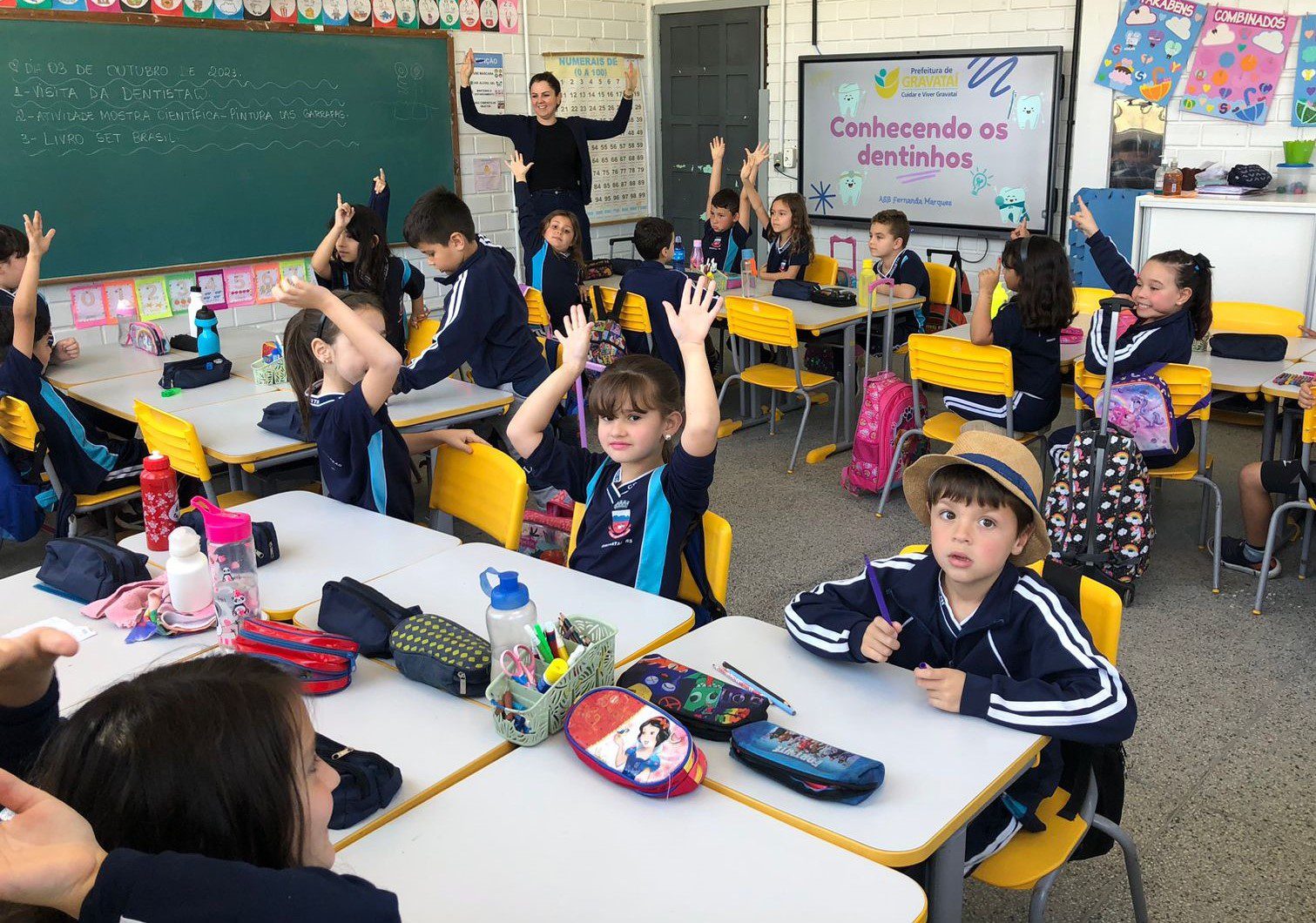 Cartão para compra de material escolar será entregue a partir de terça-feira em Gravataí