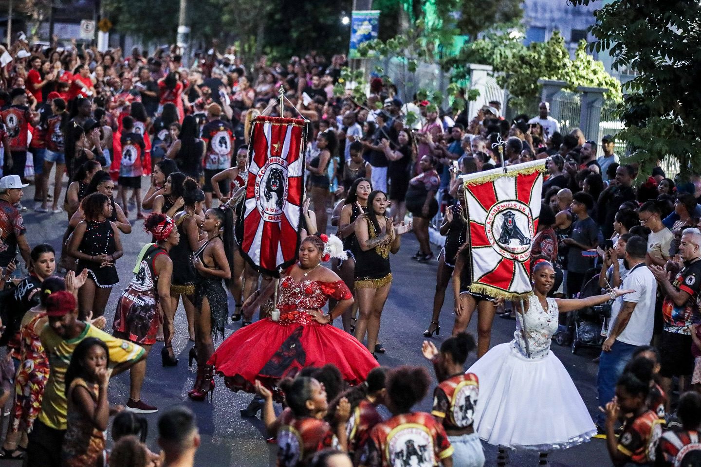 Acadêmicos de Gravataí, que completa 64 anos hoje, ganhará exposição histórica no Quiosque da Cultura