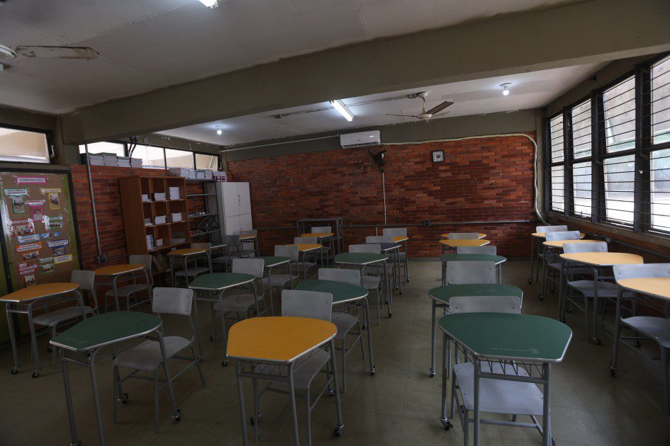 Aulas da rede estadual seguem suspensas nesta terça-feira