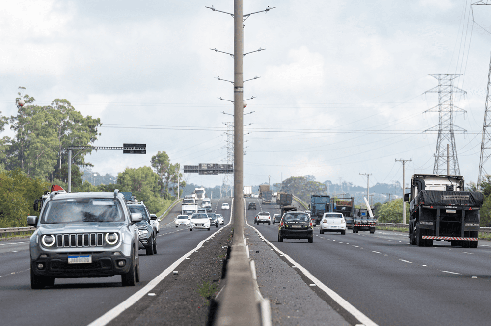 Entre esta sexta e a próxima quarta-feira mais de 500 mil veículos devem passar pela Freeway
