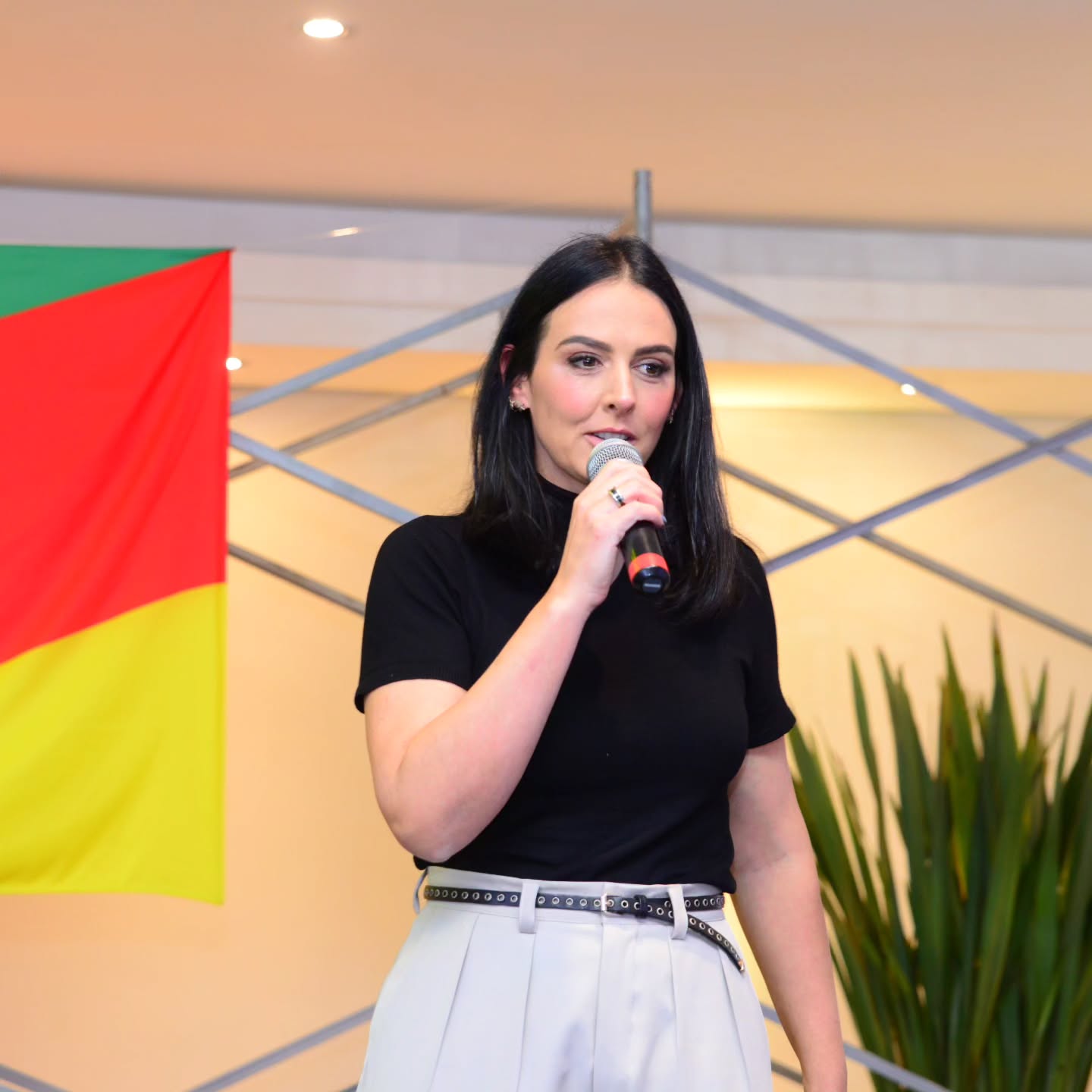 Presidente da Acigra, Graziella Isoppo, é a convidada do Giro Semanal desta segunda-feira