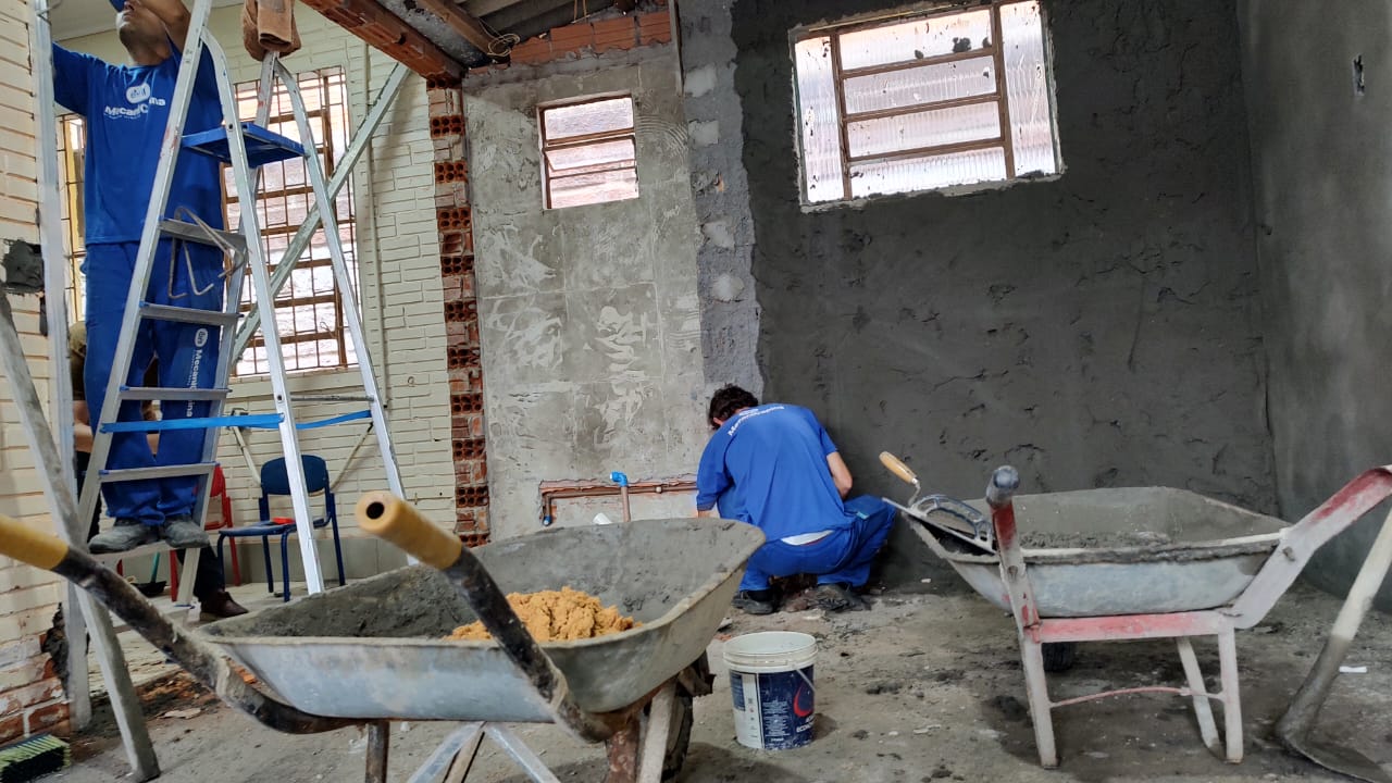 Escolas municipais de Gravataí passam por reformas para a volta às aulas no dia 24