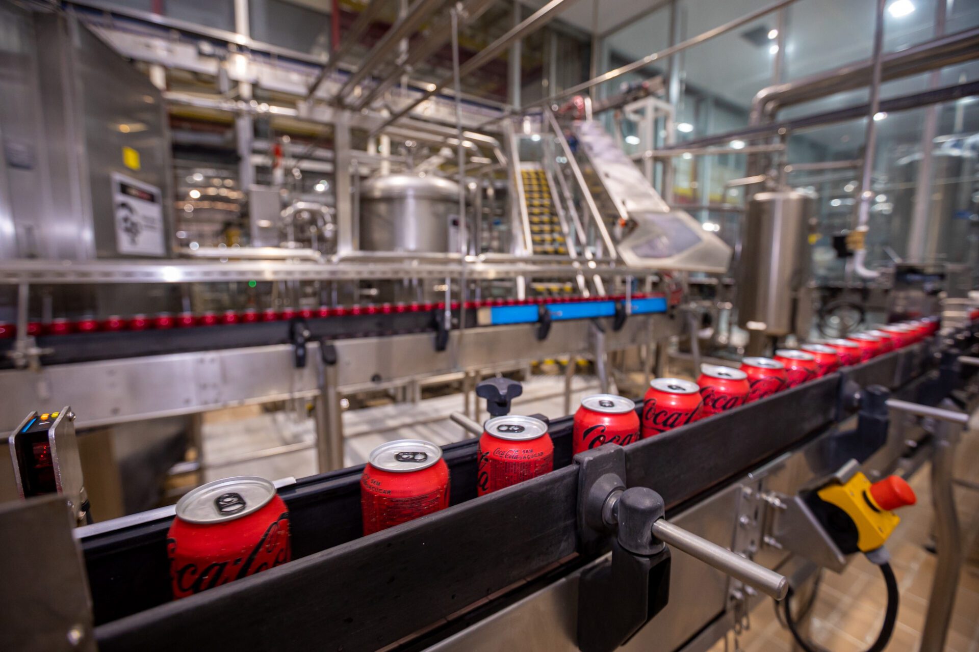 Coca-Cola está com vagas abertas na região; há oportunidades preferencialmente para as mulheres