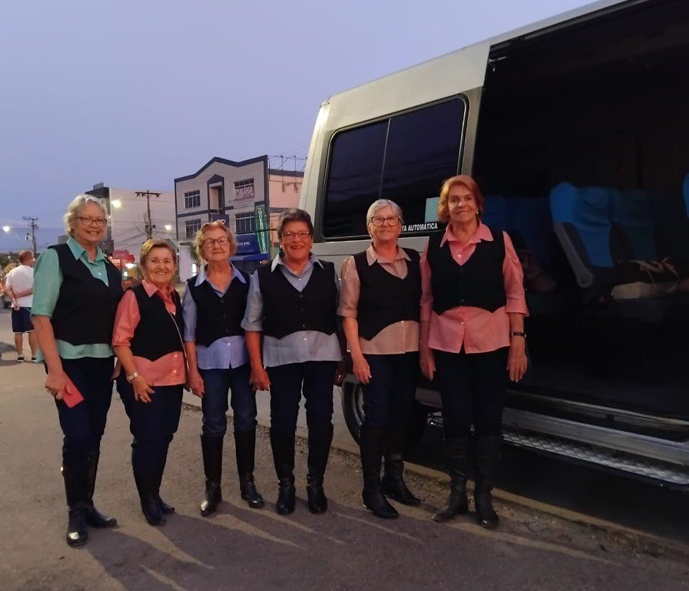 Grupo de dança de Gravataí participa de encontro na cidade de Feliz