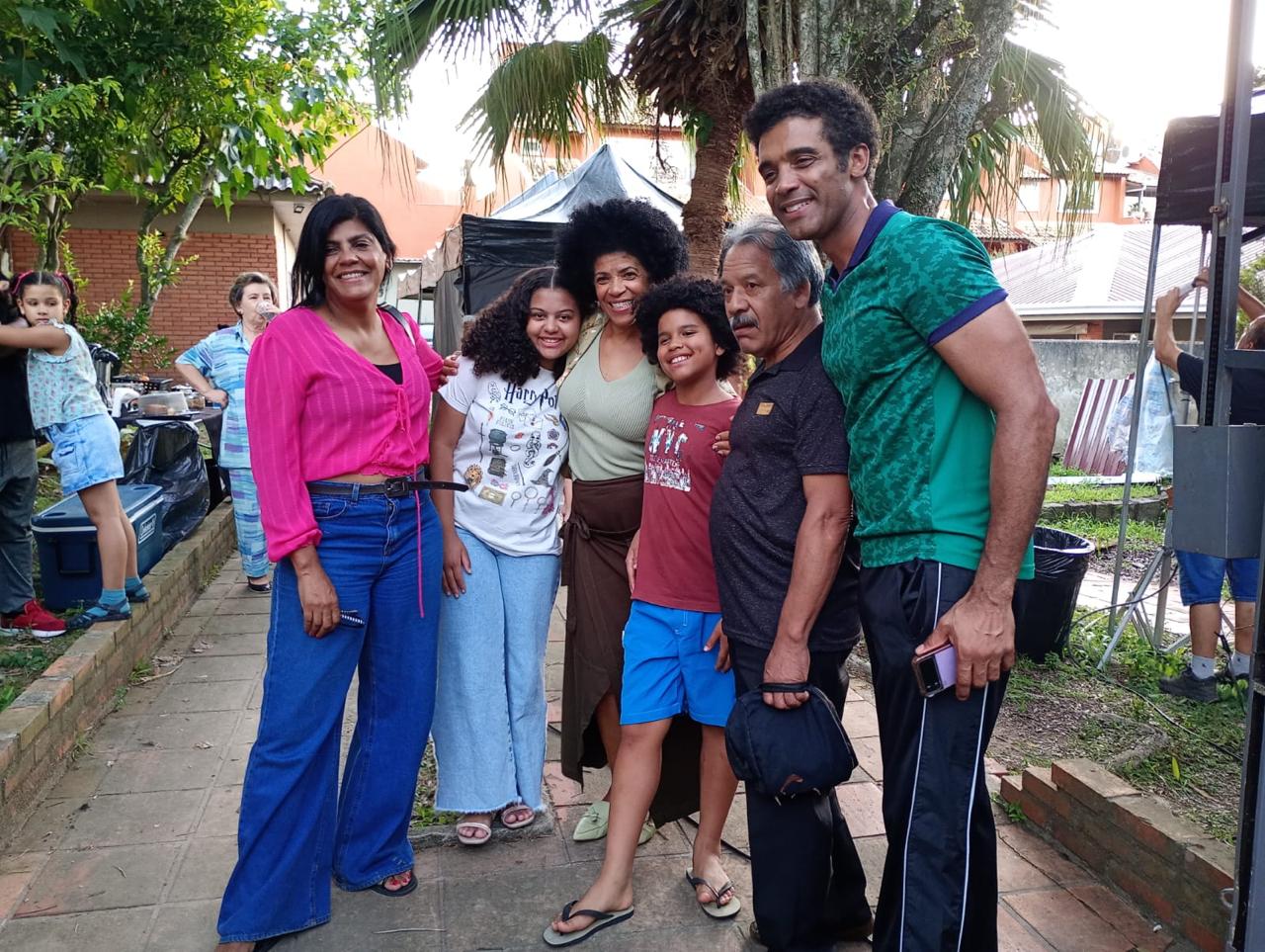 Agência de modelos de Gravataí faz comercial de 100 anos da Rede Globo