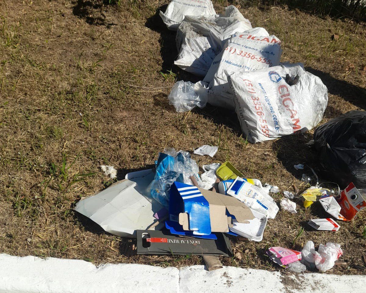 Empresa é multada em mais de R$ 6,2 mil por descarte irregular de lixo em Gravataí