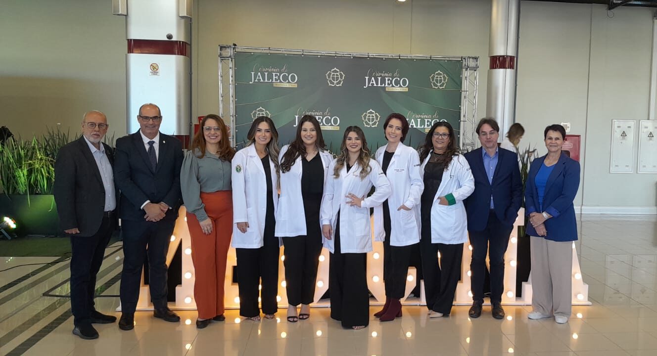 Faculdade Ulbra Medicina Gravataí celebra início da jornada acadêmica com emocionante Cerimônia do Jaleco