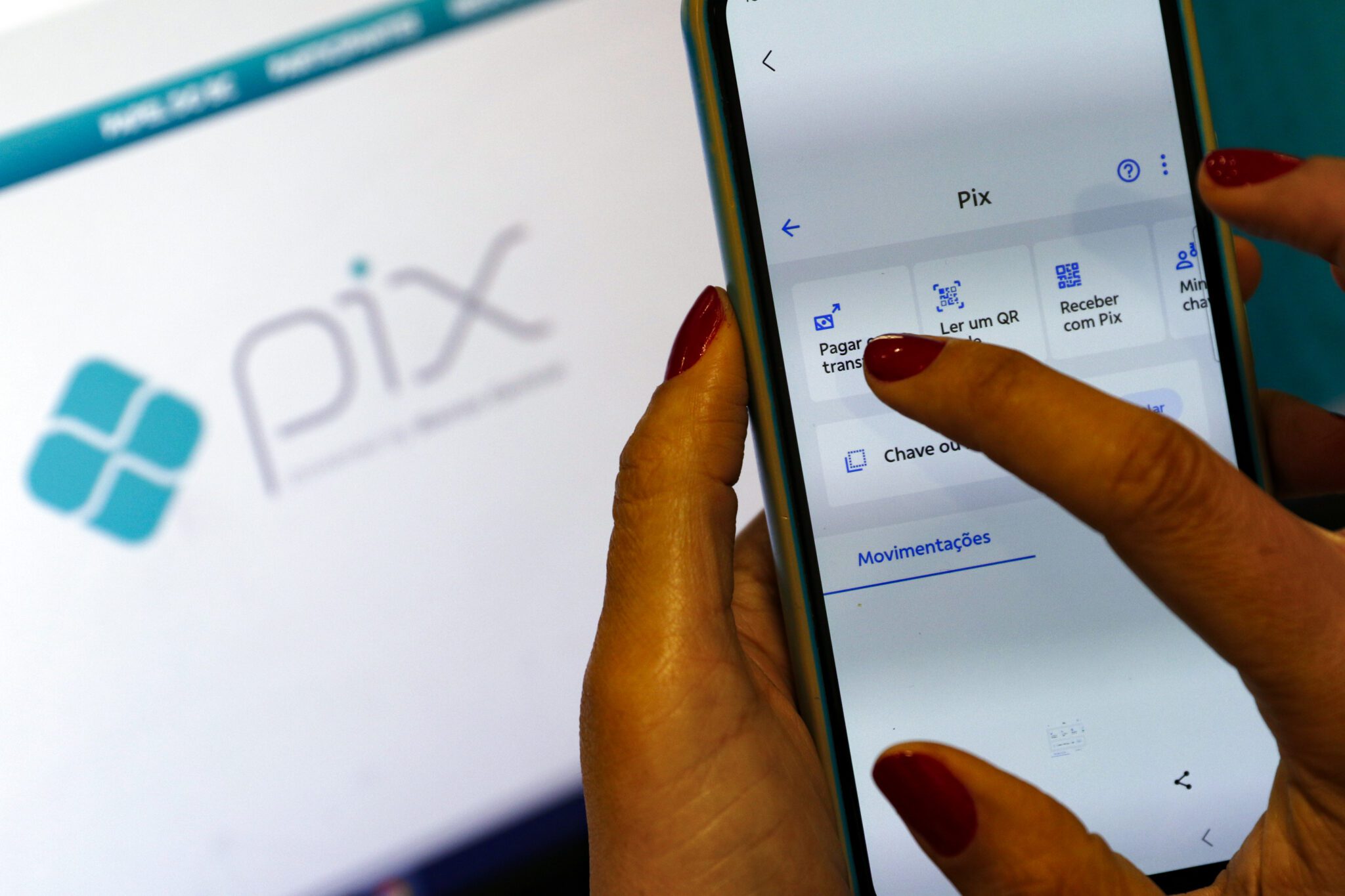 Clientes da RGE que efetuarem pagamento em Pix podem concorrer a um ano de conta grátis